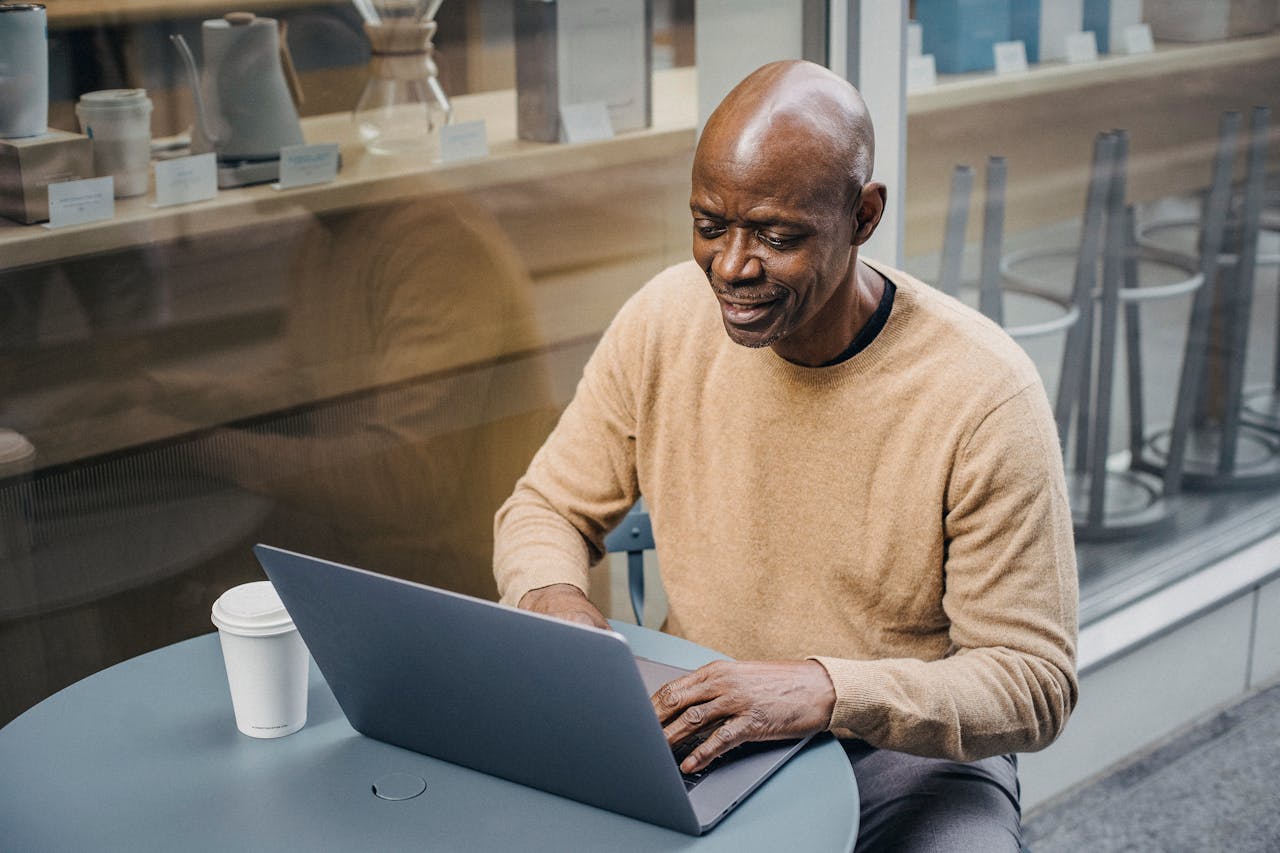 Teacher using AI tools in class